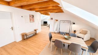 Cozy, spacious top floor apartment with a panoramic view for up to 6 pax - 6