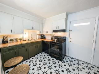 The Botanical Suite - 6