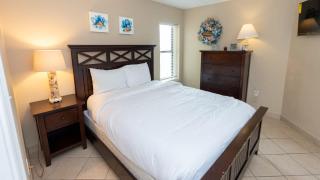 Direct Beachfront 3BR - Access to 3 Pools & 3 Hot Tubs - 5