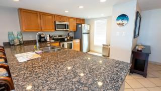 Direct Beachfront 3BR - Access to 3 Pools & 3 Hot Tubs - 1