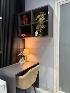 Meraki Suites 1BHK Near Medanta Hospital - 1