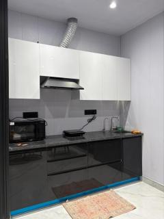 Meraki Suites 1BHK Near Medanta Hospital - 5