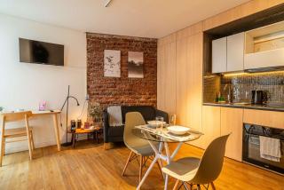 HOM I Vida Urbana AireA Wifi Gastronomia Lastarria - 5