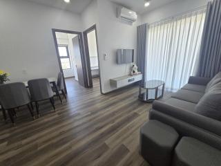 Brand New MK Central City 2BR - 15th Fl River & City Views - 2