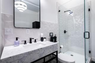 Hollyhock Suite 509 - 2
