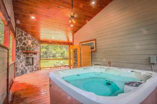 Broken Bow Duo Cabin with Private Hot Tub 3BR Sleeps 6 Near Beavers Bend Broken Bow Lake - 7