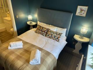 The Red Lion Hotel - 1