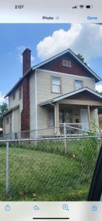 Pet Friendly 3BR Home in Italian Village Columbus Near Short North Ohio State University - 2