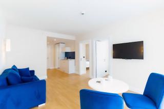 ORBI CITY Continental apart hotel - 1