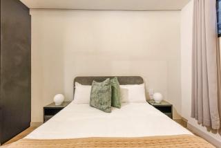 The Lineal 014 - Stylish 2BR in Sandton Central Pool, WiFi - 1