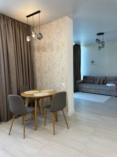 Light Pearl Apartment 567 - 0