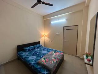 2BHK Airport Home 8 Mins from Hyderabad Airport - 5