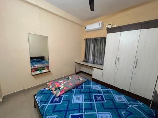 2BHK Airport Home 8 Mins from Hyderabad Airport - 2