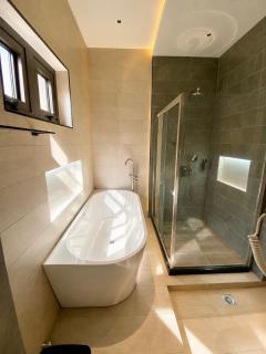 Bohemian Residence at Rainbow Apartments Accra - 4