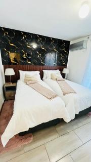 SEOTLOANENG Apartment Houses - 6