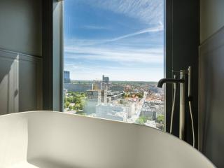 URBAN APARTMENTS Global Skyline 22nd Floor No 15 - Air Condition - Free Garage - LUXURY - Katowice - 2