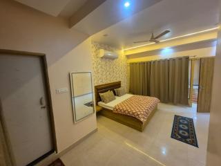 Sonawala Grand - Near Kaal Bhairav temple #Lift #Dining & restaurant - 7