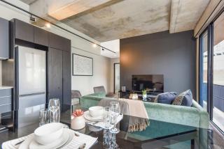 The Lineal 013 - Stylish 1BR in Sandton Central Pool, WiFi - 3
