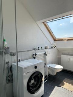Oak ONE - Modern City Stay - 4