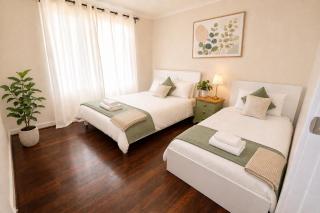 Relaxing Two-Bedroom Retreat Near the Airport - 2