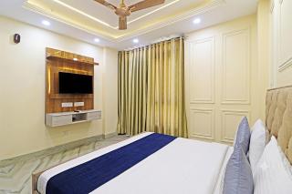 Hotel Hotel Samrat R Near Nizamuddin Railway Station - 1