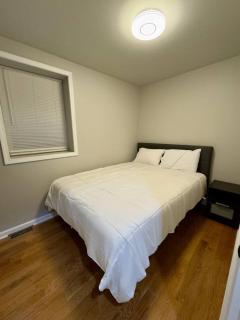 4BR Downtown Retreat Free Street Parking - 6