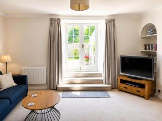 The Garden Flat at Rock Terrace overooking Tenby beaches - 6
