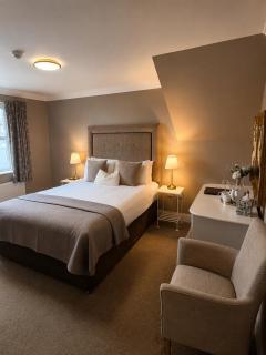 Kingfisher Lodge - 7