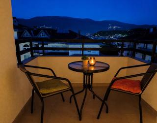 Tunti Lake View Apartment - 4