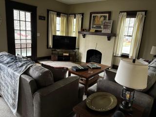 The Inn on Holgate Avenue Suite 1 Downstairs - 6