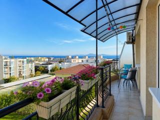 Sea Sunrise Apartment - 0
