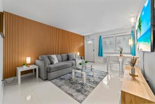 South Beach Boutique Suites - 5
