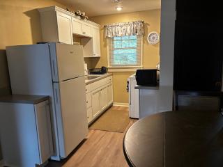 The Inn on Holgate Avenue Suite II Upstairs - 6