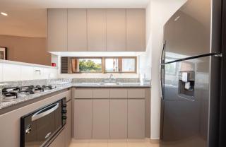 Live in Provenza Modern 1 BR security - 9