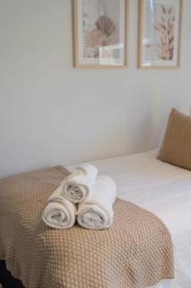Explore Providencia from Our Sleek 2BR - 1