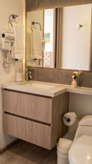 Luxury Suite, Daily Cleaning & Coffee - 3