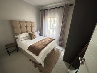 Executive Corner - 5