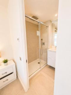 Gibraltar Luxe Stay 1002 - 7