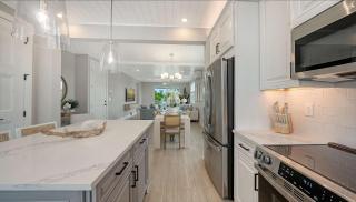 Luxury Waterfront Villa Home with Private Dock and Pool Manatee Cove at Hunters Point - 4