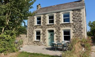 Avalon Farmhouse - 1