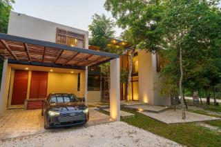 Luxury Jungle Retreat - 4 Bedroom Villa with Private Pool and Cenote - fits 14 - 7