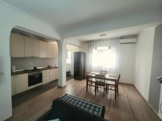 Apartment in the heart of Tirana , Bllok - 3