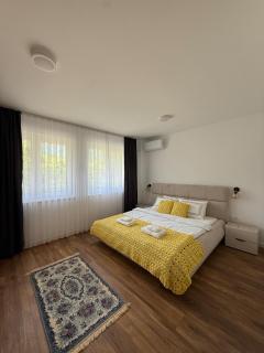 Cozy Hillside Home - Gated & Scenic - 2