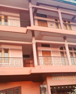 Northeastern Escape - Modern 2BHK near Six Mile - 9