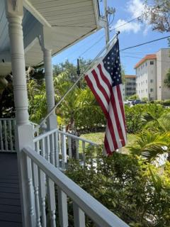 Heated Pool Riverfront / Ferry to Beach /Game Room - 8
