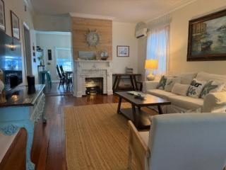 Heated Pool Riverfront / Ferry to Beach /Game Room - 7