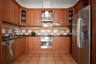 Standard Apartment by Hi5- Lovag Apartments - 6