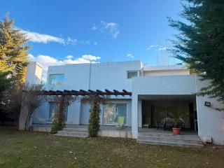 Casa barrio cerrado con 24-Horas de seguridad en Chacras de coria Mendoza - 8