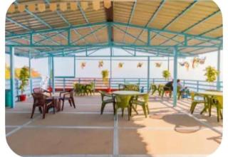 Jandari cafe and resort - 3