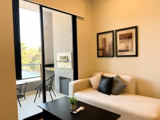 Sky Stays at Asunción Cozy Bright & Smart 1BDR - 9